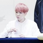 [방탄소년단] 피부하얗고 마른아이돌