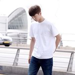 티한장에 청바지만 걸친 남주혁ㄷㄷㄷ