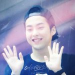 [시우민] <b>유리상자</b>에갇힌햄슈터 시우민