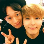 [CHEN] 우리종대 려욱님 트위터에 <b>브이</b>브이~<b>V</b>