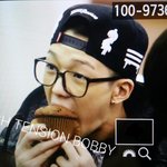 [EXO] 이거 너무 귀여워 <b>냠냠</b>