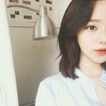 [댓글부탁] 우리학교에 엄청 예쁜 애 있는데