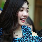 애교쟁이 티파니... 눈웃음이ㅠㅠ