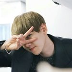 [백현] 백현이가 브이하는 방법!ㅠㅠ