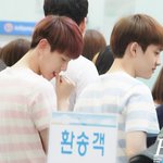 [EXO] 역시 너무 간절했던 <b>네</b> <b>앞</b>에 기도하듯 서 있어