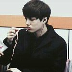 [EXO] <b>과분</b>한 그 사랑을 받아도 되는지