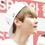 [백현] 백현이 예쁜 <b>옆선</b>