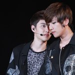 [EXO] 쏟아지는 <b>달빛</b>에 샤워 그 황홀한 표정은 본 적이 없어