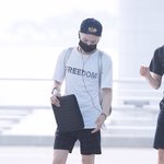 [EXO] 윤기랑 다리<b>굵기</b> 비슷한 나레기