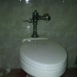 변기 <b>손잡이</b> 땜에 남친하고 싸웠습니다. 