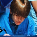 [백현] 도서관에서 <b>열공</b>하다가