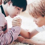 [카이] 카이 더블유 <b>다른</b> <b>사진</b>도 떴어!