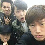 [위너] <b>조명</b>이 내게서 점점 멀어질때