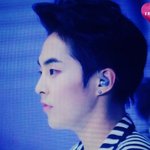 [시우민] 앞머리가 너무 높은 시우민...