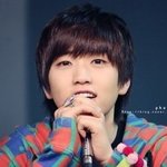 <b>반짝</b> 빛나는 男아이돌의 눈빛