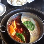 [EXO] 시우민이 좋아하는 <b>훠궈</b> 먹어봄