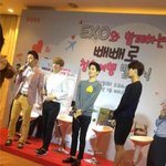 [EXO] 김준면 내<b>다리</b>보다 말랐어...