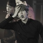 [백현] 꽃미모백현이고<b>화질</b>