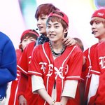 [시우민] ㅅㄷ)꿈에 한 걸음..<b>민석</b>이에게 한 걸음..