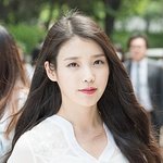 아이유<b>vs</b>박수진 누구<b>얼굴</b>로 살고싶으신지?