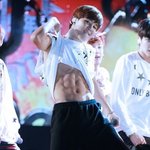 [방탄소년단] 아미들 요새 방탄팬늘고있는데 어떻게생각해 ?