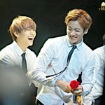 [방탄소년단] 아뭐야 전정국 염색했어??