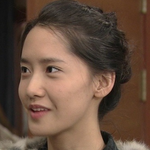 [EXO] <b>윤아</b> vs 크리스탈