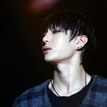 땀에 젖은 <b>청초</b>한 男아이돌들