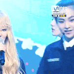[EXO] <b>이린</b>이를 사랑스런눈빛으로 바라보는우미니