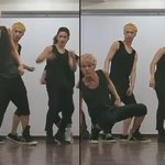 [EXO] 디오가 <b>민소매</b>를 안입는이유