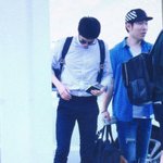 [EXO] 야근데 <b>가방</b>에 삐져나온 옹동이뭐임