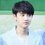 [EXO] 얘가 <b>역변</b>할줄은몰랐다......에휴