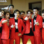 [EXO] 이사진 준면이뭔가 <b>듬직</b>