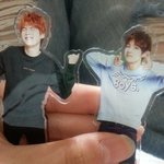 [방탄소년단] <b>아크릴</b>스탠드는 꼭사야돼
