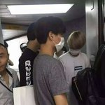 [카이] <b>종인</b>이 청두공항 입국