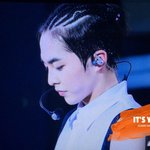 [EXO] 오늘 김민석 존나새끈해