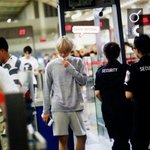 [백현] 백현이드디어<b>온당</b>!!!청두공항프리뷰