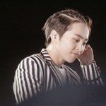 [시우민] 웅녀들 벌써 이 머리를 잊은거야? 8ㅅ8(시우민)