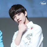 <b>버논</b>네그룹에 미국분한분더계시는데...?