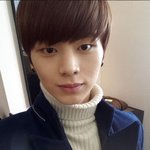 [비투비] [비투비 <b>육성재</b>] 난리나는 연하 남친짤.jpg
