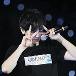 [EXO] 날너무 미워하지말길바래. . . . . . . .  . .<b>TT</b>