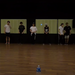[EXO] 그 유명한 검정<b>나시</b> 보세요@@@@@@@@