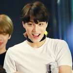 [카이] <b>이날</b> 무슨날이야?ㅠㅠ