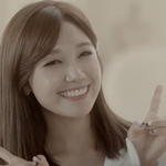 눈웃음의 정석! 웃는 모습이 너무 이쁜