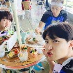 [방탄소년단] 보고 <b>현실</b> 놀란 셀카