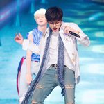 역대급으로 잘생겨진 용준형