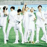 아이콘 데뷔 한달 남았네