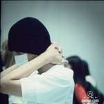 [카이] 출국 종인이 찌뿌둥~