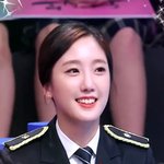 이게 남자들이 <b>환장</b>하는 얼굴