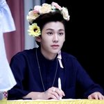 요정돋는 <b>화관</b> 쓴 男아이돌들